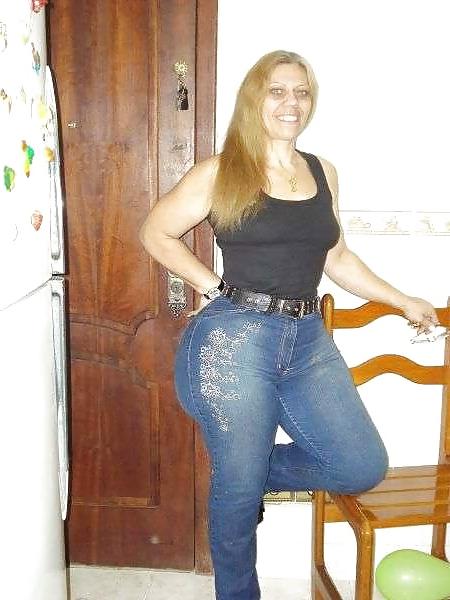21P THICK FUCKABLE M.I.L.F.!