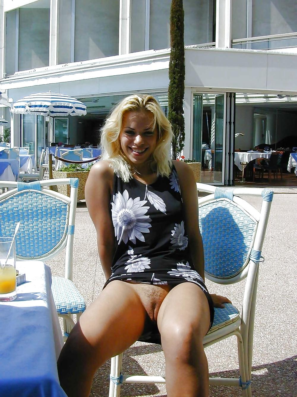 18P Public Viewing -386-