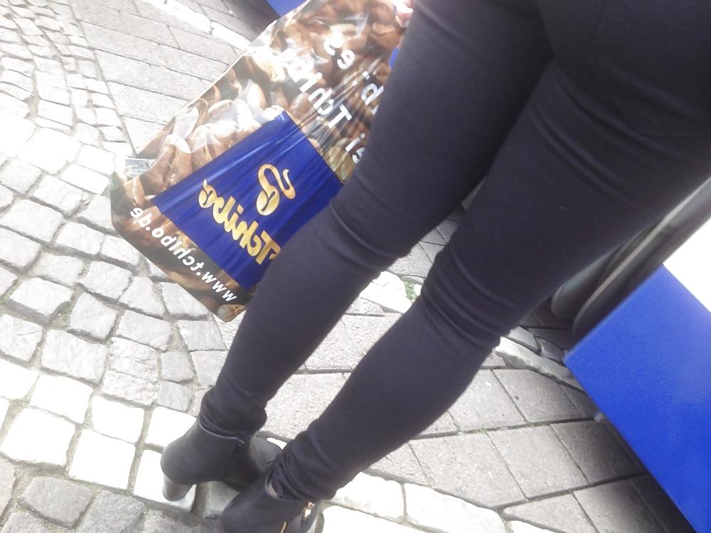 7P Voyeur - 2 different Jeans Asses
