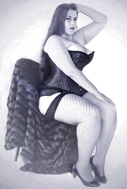 20P Beautiful Curvy Women's With A Naughty Side 4 :)