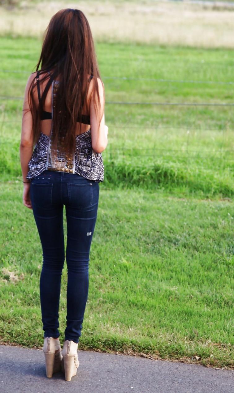 25P Hot Girls in Hot Jeans 2