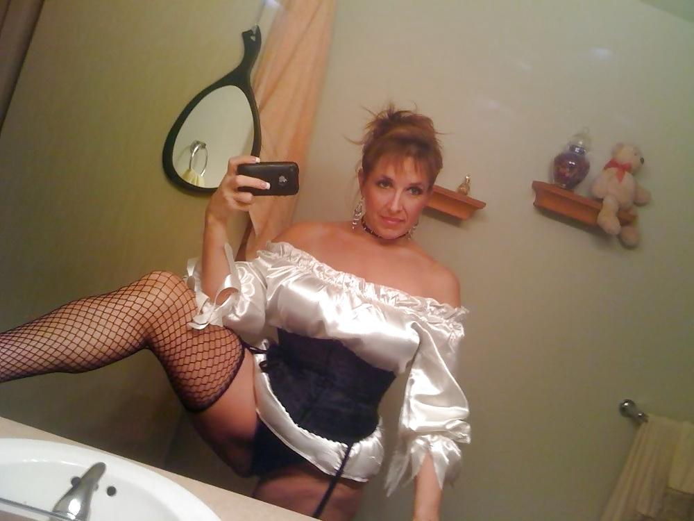 25P Private pictures found on photobucket #16