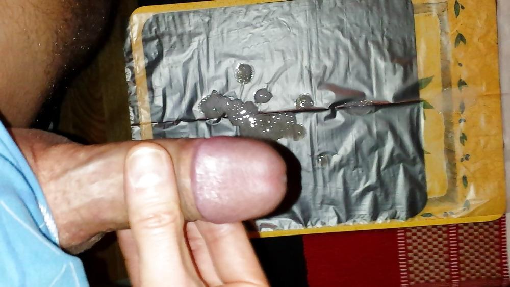 25P Big Heavy Thick Cum Splash At Christmas Eve!