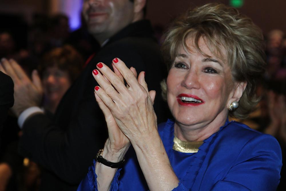 19P Love jerking off to conservative Elizabeth Dole