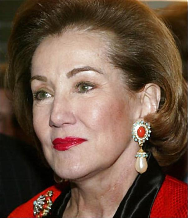 19P Love jerking off to conservative Elizabeth Dole