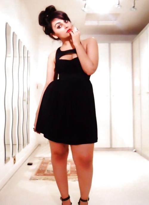 7P Thick arab girl
