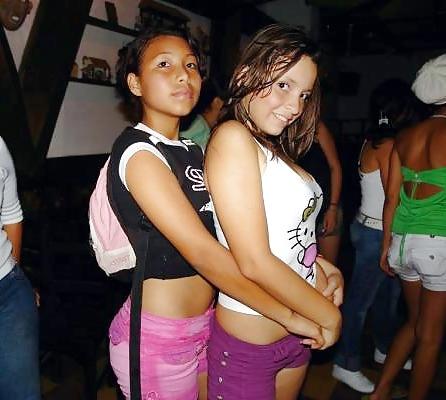 20P NENITAS  SEXYS LATINAS EN JEANS