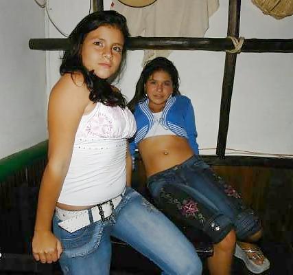 20P NENITAS  SEXYS LATINAS EN JEANS