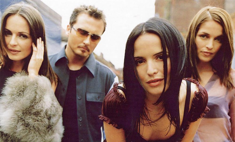25P Famous Irish celeb Andrea Corr 40th birthday gallery