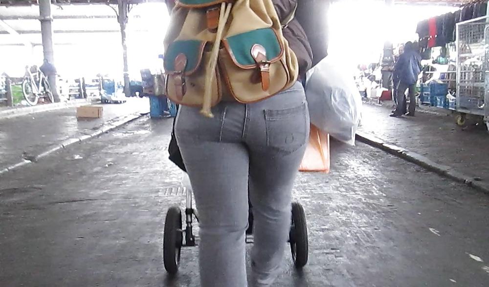 15P White Women in Jeans