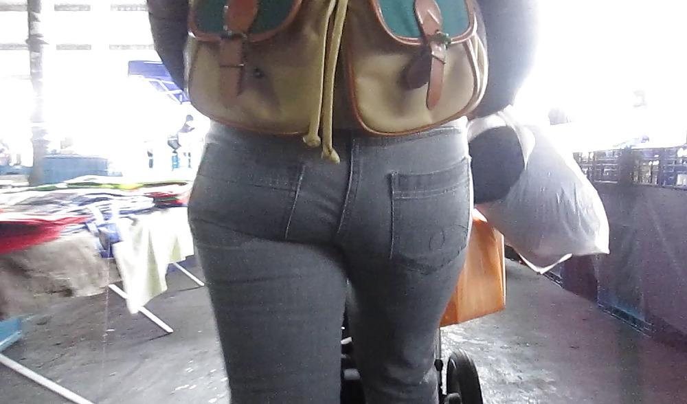 15P White Women in Jeans