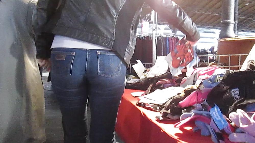 15P White Women in Jeans