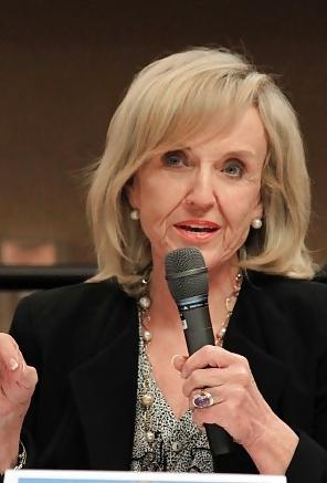 25P Fifty reasons why I love jerking off to Jan Brewer
