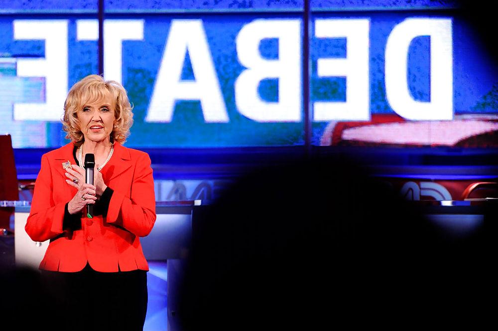 25P Fifty reasons why I love jerking off to Jan Brewer
