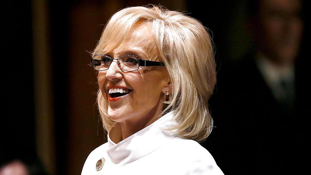 25P Fifty reasons why I love jerking off to Jan Brewer