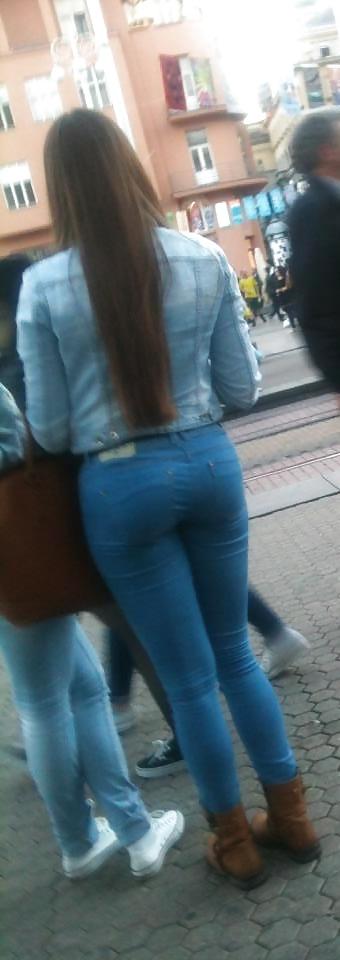 25P Candid Tight Jeans 2.
