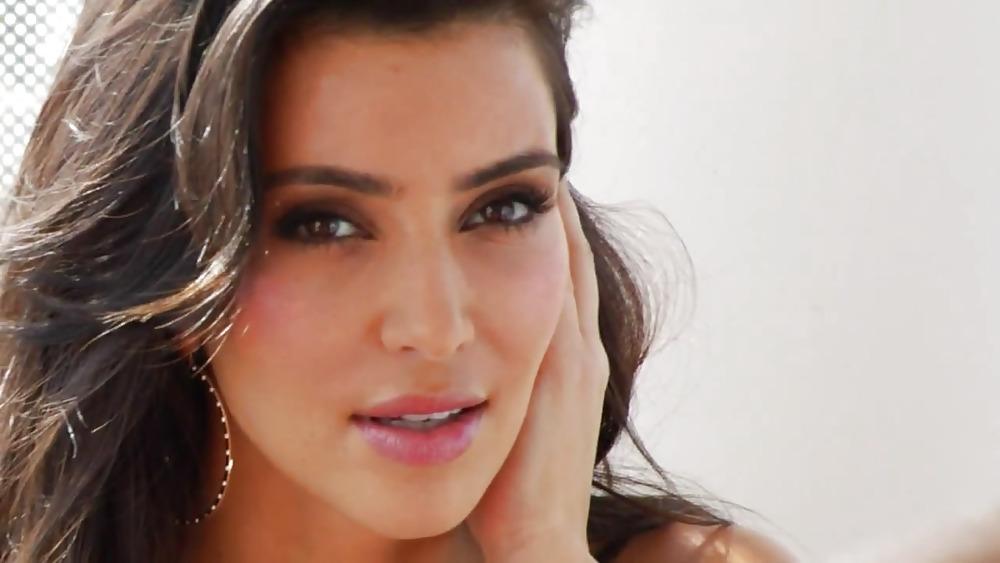 21P Kim Kardashian Cosmopolitan Magazine Photoshoot Video
