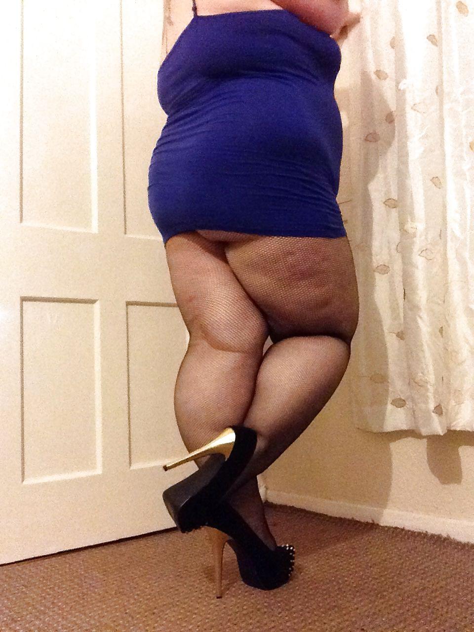25P HUGE FAT HOT HOOKER