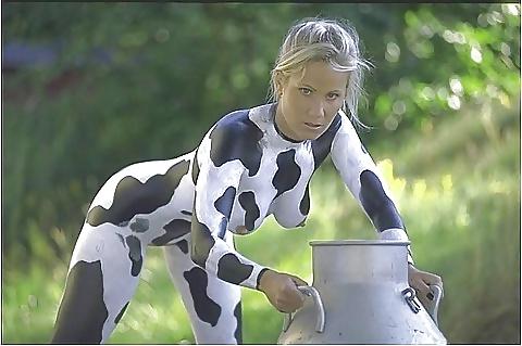 9P Hot Farm Girls 