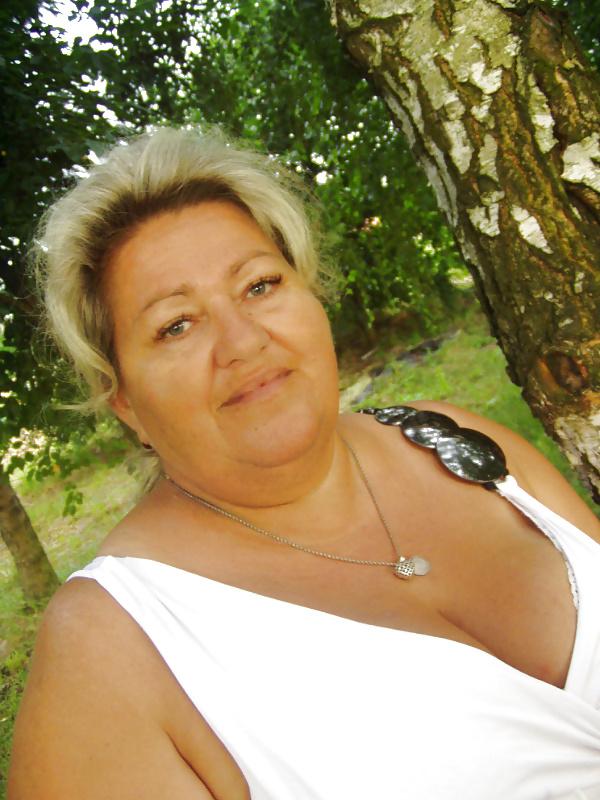 14P Ugly Fat Pig Whore