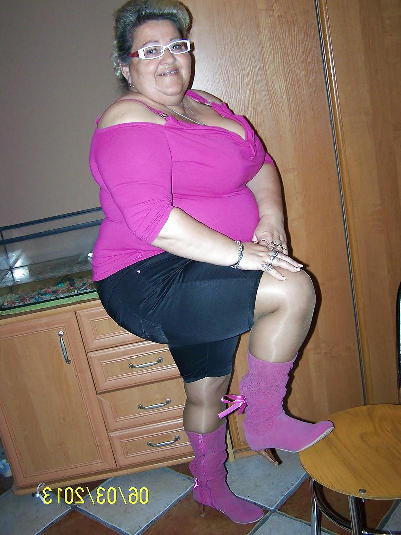 14P Ugly Fat Pig Whore