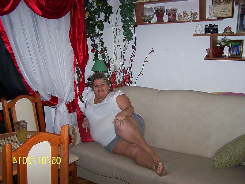 14P Ugly Fat Pig Whore