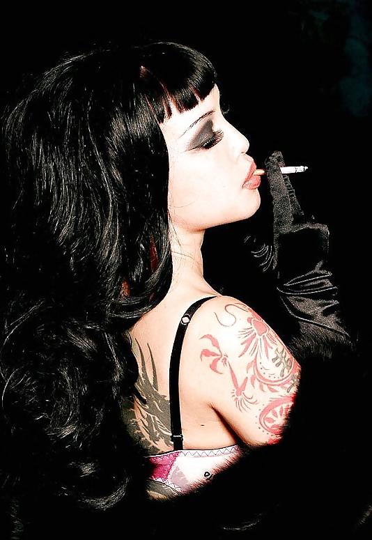 25P Glamour Smoking V