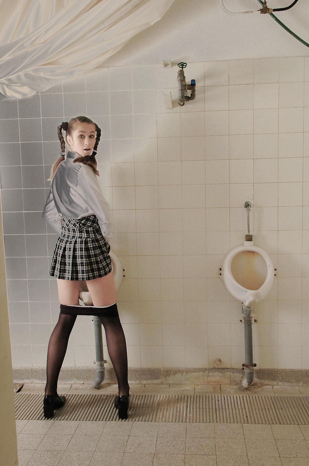 25P Go to the Bathroom