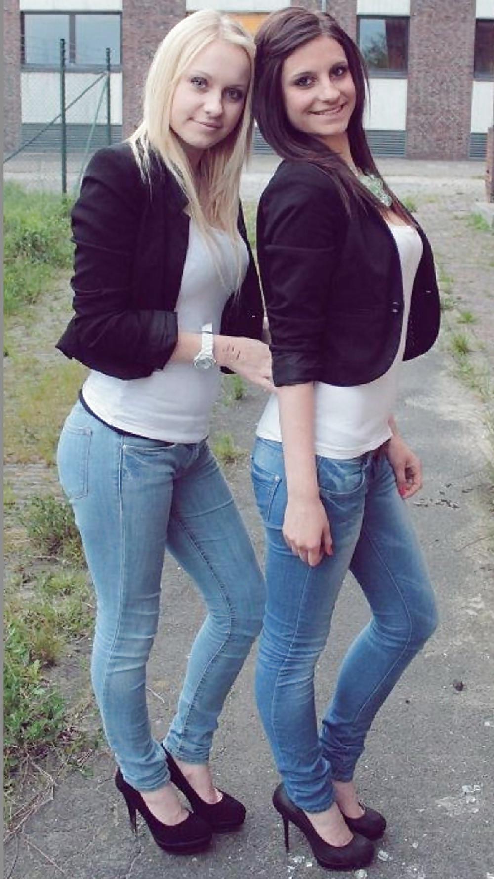 19P Enge Jeans