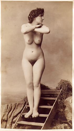 25P Nudity and Nudists