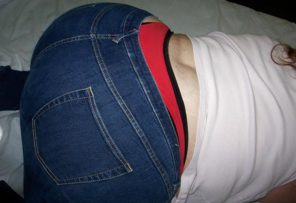 16P SANTIAGOS THICK WIFE