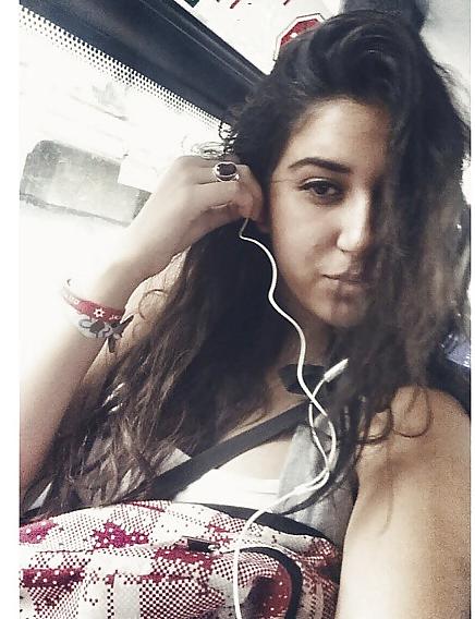 25P Fresh slut teen wants u to jerk off for her ! comment 