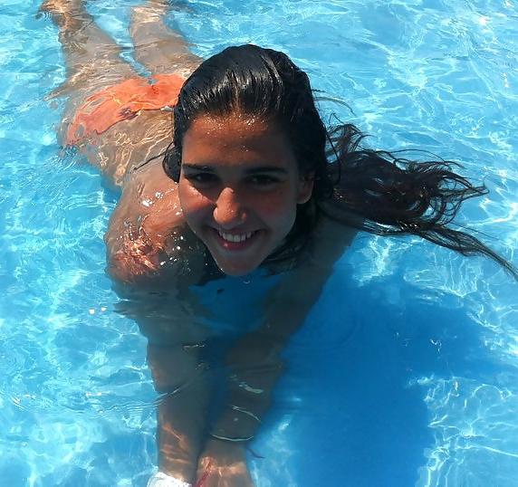 25P Fresh slut teen wants u to jerk off for her ! comment 