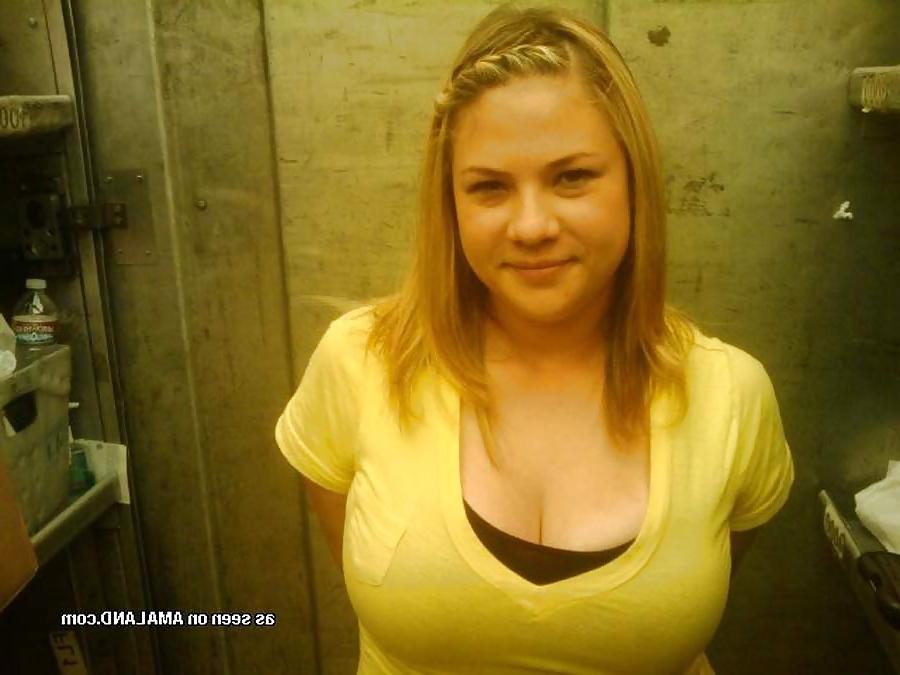 7P Hot thick Blonde