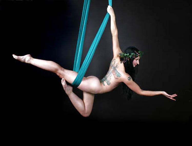 25P Naked sport 1-