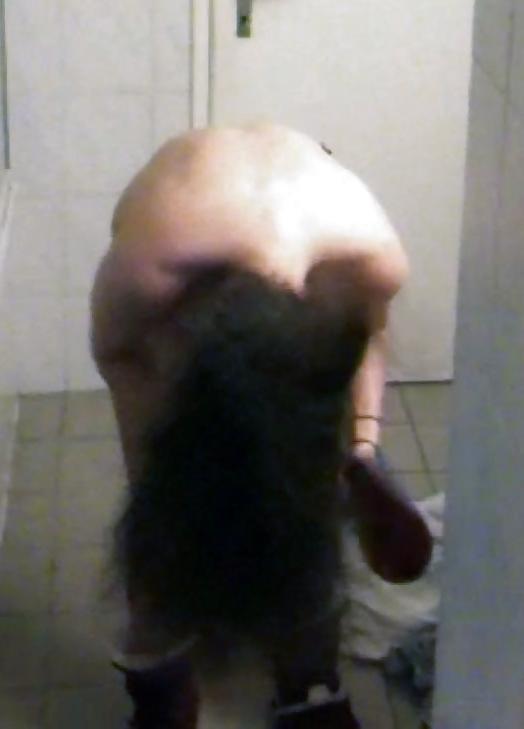 12P Teen caught naked in bathroom - hidden cam