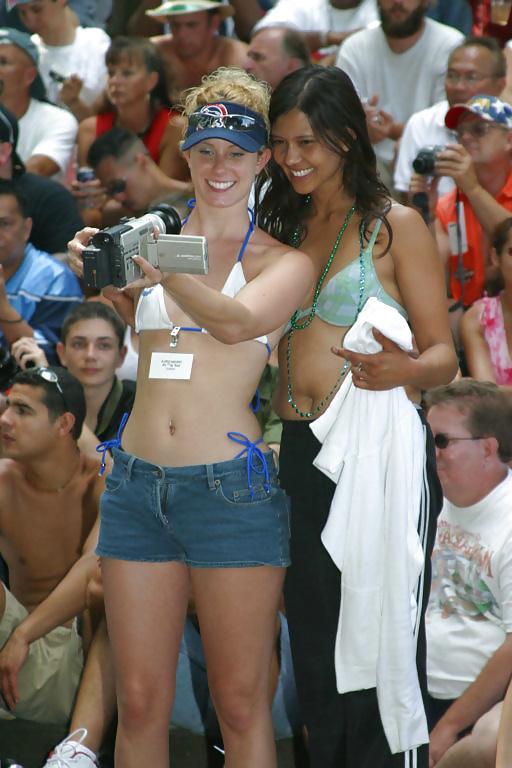 25P Curvy Party Girls 3