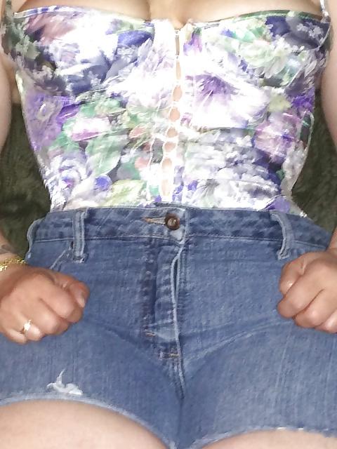 15P My Thick Gorgeous Wife