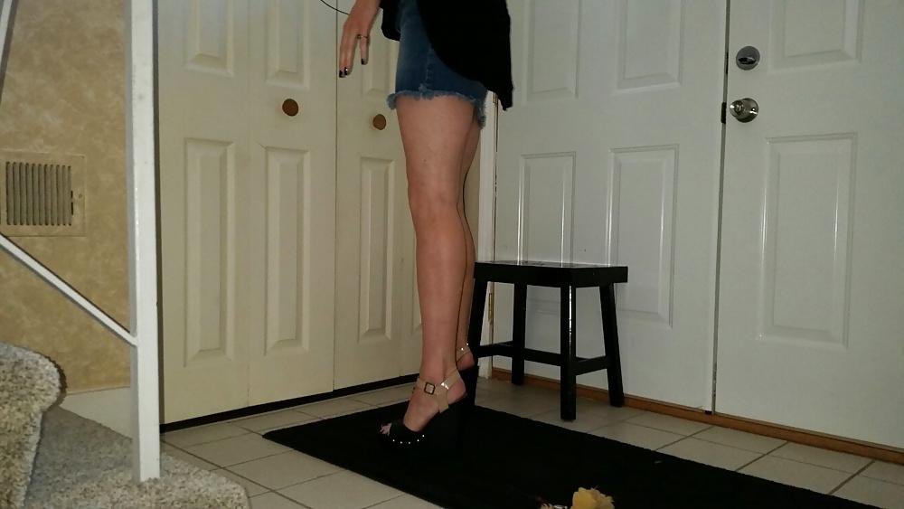 4P Jean skirt and heels