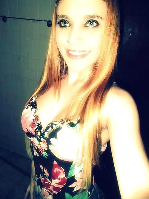 12P Bruna Brazilian Escort