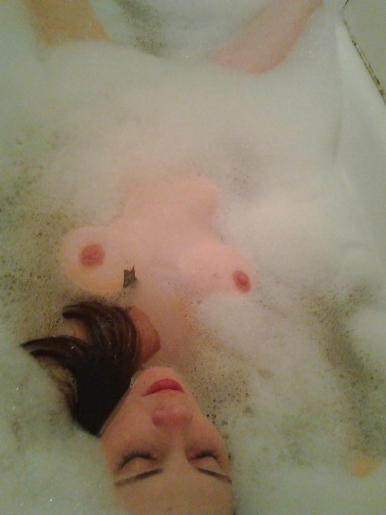 25P Private pictures found on photobucket #20