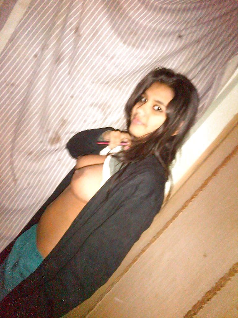 25P Private pictures found on photobucket #20