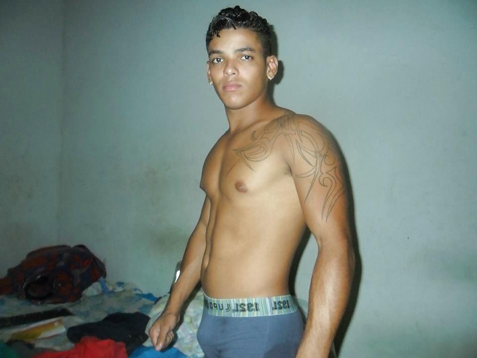 20P Brazilian men hot 7