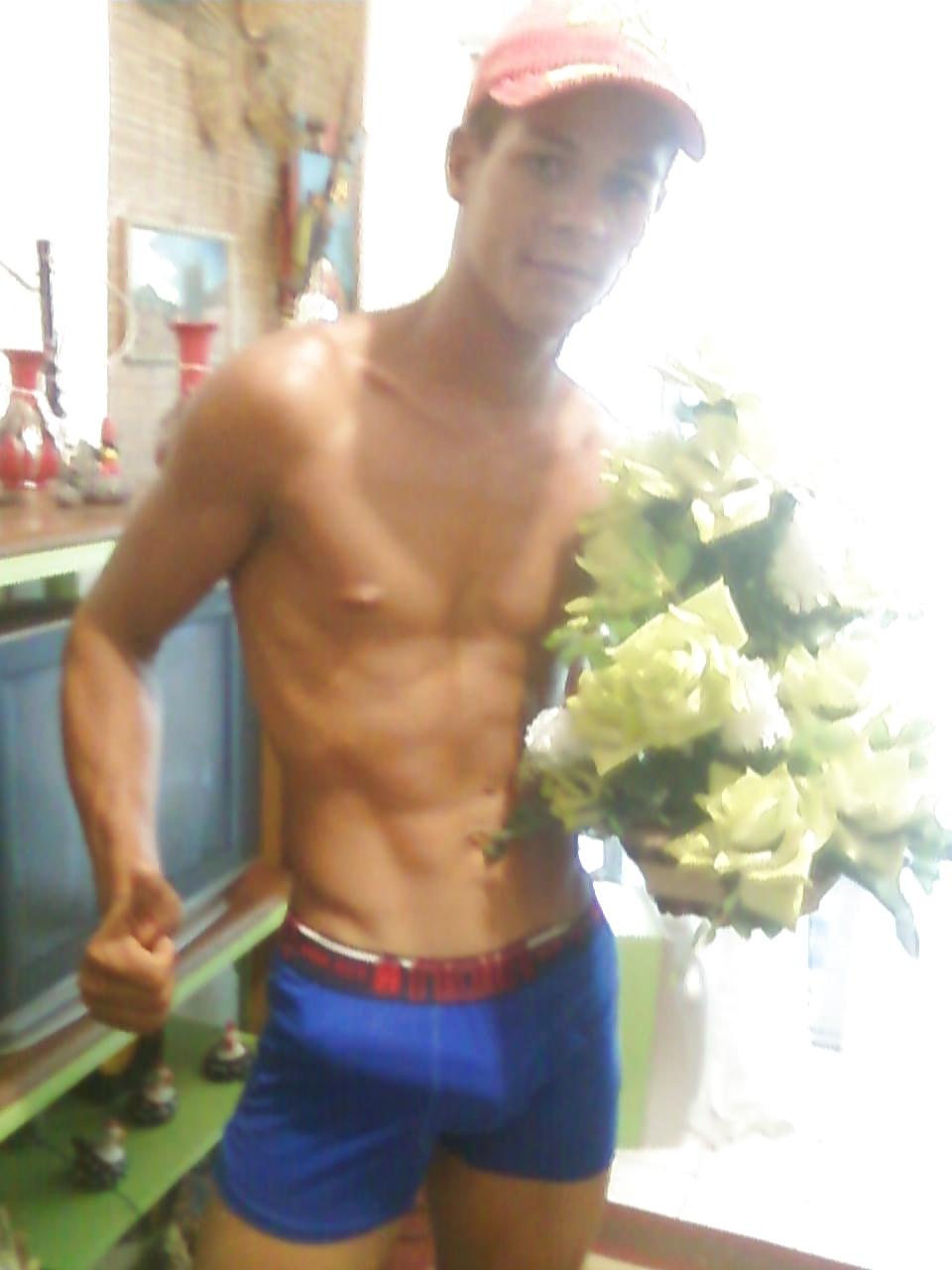 20P Brazilian men hot 7