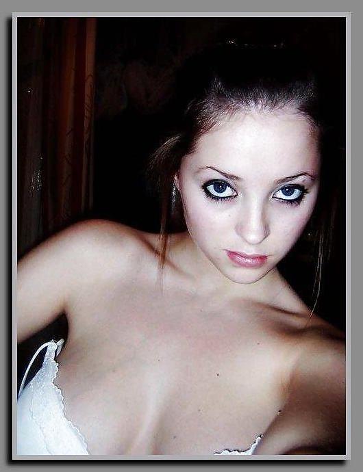 25P Beautiful curly redhead with perfect tits -- by ShaCo