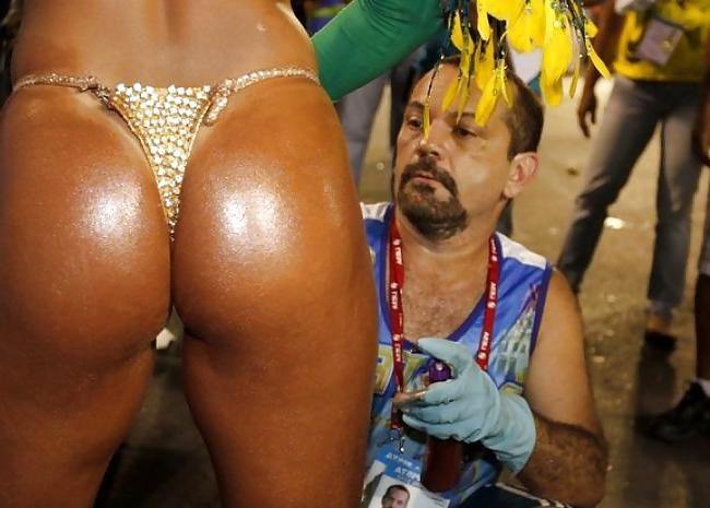 25P Carnival whores