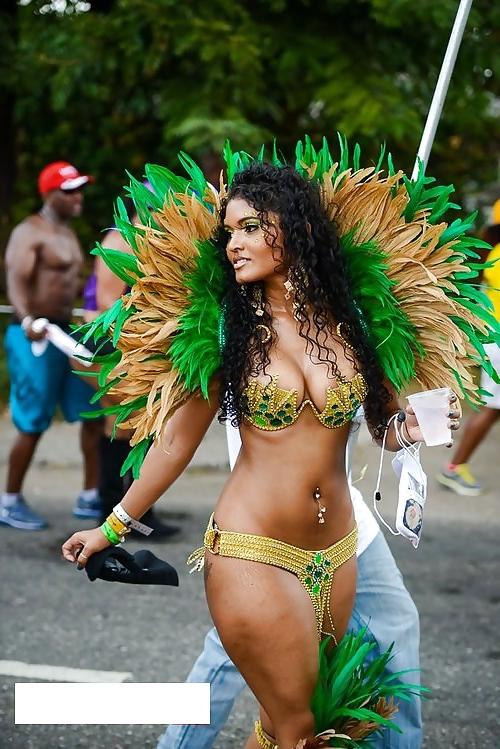 25P Carnival whores
