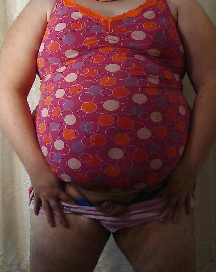 11P Fat crossdresser play