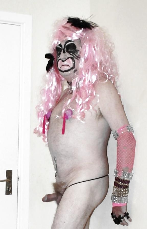 10P Pink haired stripper skank