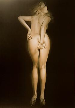 25P Pin-UP & Erotic Art by Hajime Sorayama